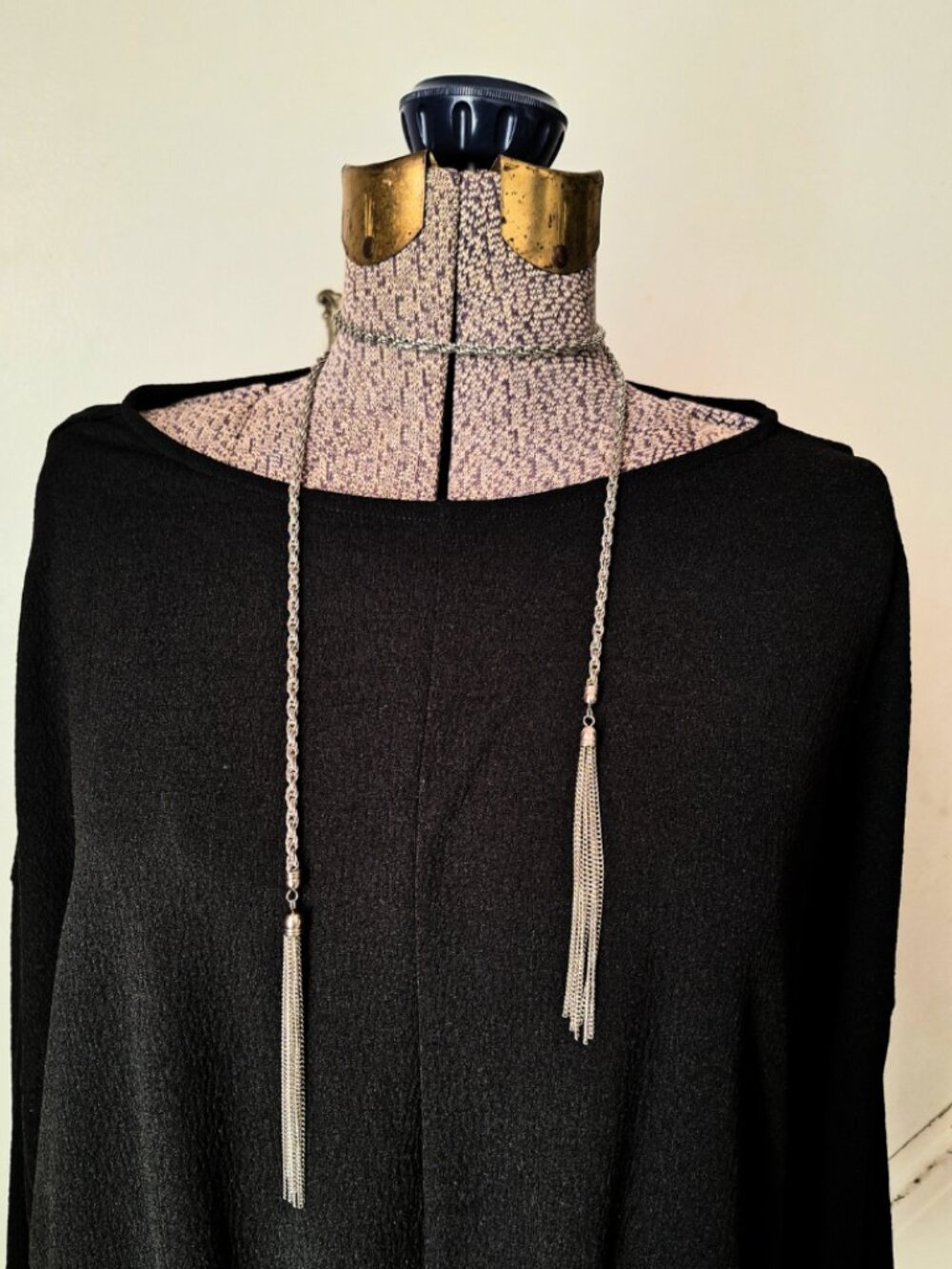Vintage Lariat Tassel Necklace Silver Tone Twist Chain 46 inches Long